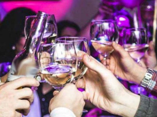 Coronavirus e Natale: feste private con sanzioni e multe