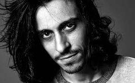 Alberto Ferrari, il grande cantate dei Verdena, stasera a X Factor