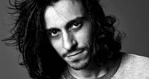 Alberto Ferrari, il grande cantate dei Verdena, stasera a X Factor
