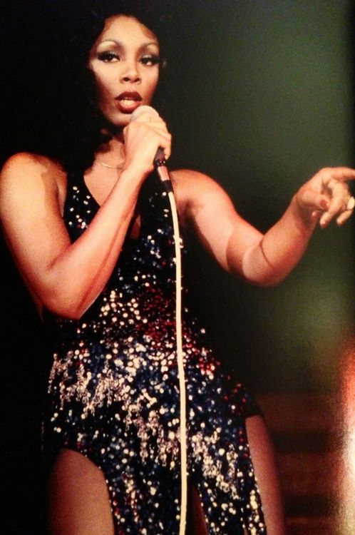 Donna Summer . Ph: pagina facebook ufficiale