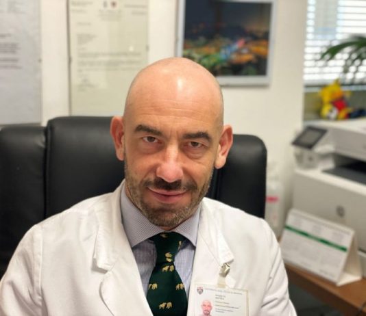 Covid, Bassetti: ‘Un errore il limite di 5.000 tifosi negli stadi’ febbre