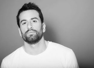 Chi è Dotan, l’affascinante cantante israeliano