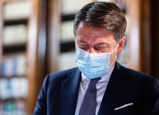 Nuovo Dpcm, Conte: le regole per scongiurare la terza ondata a Natale