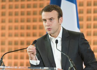 Francia: il presidente Macron è positivo al Coronavirus