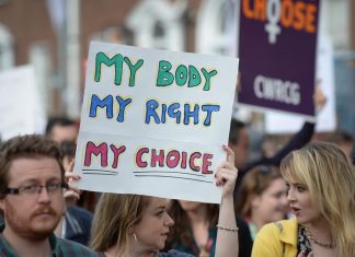 USA: approvata la legge anti-aborto in Arkansas, 10 anni di carcere per chi la viola