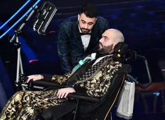 La storia di Paolo Palumbo, chef e cantante malato di SLA