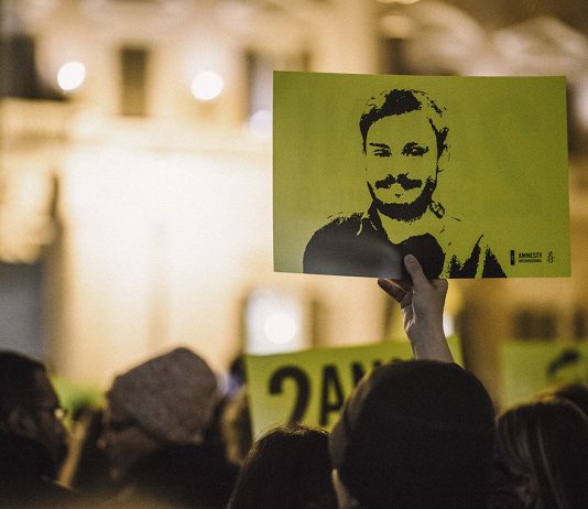 Sospeso il processo per la morte di Giulio Regeni: manca la notifica agli 007 egiziani