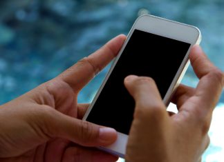 Torino: condannata la direttrice che ha costretto alle dimissioni l’insegnante vittima di revenge porn
