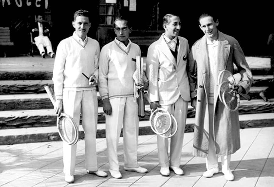 Henri Cochet e Jacques Brugnon insieme ai quattro moschettieri -  Photo Credits: Samantha Casella