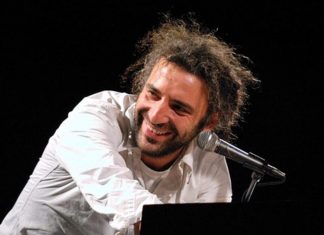 Stefano Bollani, un grande pianista, compositore e scrittore Atefano Bollani- Photo Credits: riminitoday.it