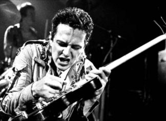 Joe Strummer, punk fino alla fine Joe Strummer - Photo Credits Lex Van Rossen/LEX VAN ROSSEN/Redferns