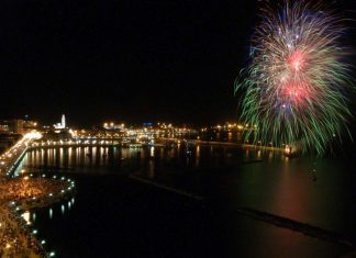 Bari: in fiamme l’ingresso di una palazzina a Capodanno