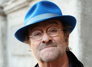 Lucio Dalla, il 12 marzo sarà pubblicata la versione rimasterizzata dell’album “Geniale ?” Lucio Dalla, il 12 marzo sarà pubblicato "Geniale ?" la riedizione dell'album del 1991 - Photo Credits https://www.ilrestodelcarlino.it/bologna/cronaca/lucio-dalla-1.4250094