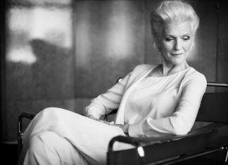 Maye Musk, la modella di 72 anni che tutti gli stilisti vogliono credit: reserved magazine