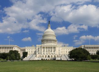 I sostenitori di Trump assaltano il Congresso Usa: alcuni i feriti
