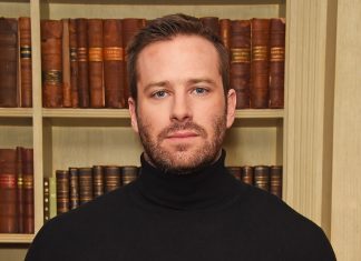 Armie Hammer estromesso da un altro film dopo accuse di stupro
