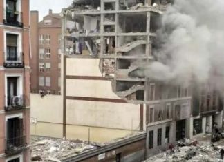 Violenta esplosione rade al suolo un palazzo nel centro di Madrid