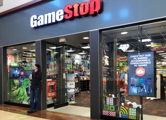 GameStop: previsto per oggi il refill di console. E in Italia? Punto vendita GameStop - Photo Credits: icrewplay.com