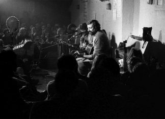 ”Canzone dei dodici mesi”: un anno con Francesco Guccini