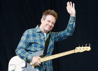 John Paul Jones, il “quiet one” del rock John Paul Jones- photo credits: ultimateclassicrock.com