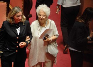 Senato: standing ovation per Liliana Segre Liliana Segre, chi era il padre Alberto