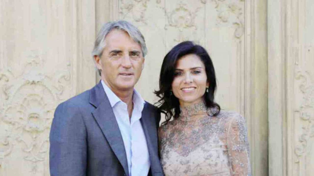 Silvia Fortini , moglie di Roberto Mancini - Photo Credits https://www.google.com/url?sa=i&url=https%3A%2F%2Fwww.lettoquotidiano.it%2Froberto-mancini-chi-e-la-moglie-silvia-fortini%2F59151%2F&psig=AOvVaw3pZiTuWbHAUio7MpAq4mhl&ust=1611137386148000&source=images&cd=vfe&ved=0CA0QjhxqFwoTCKDB9dngp-4CFQAAAAAdAAAAABAD