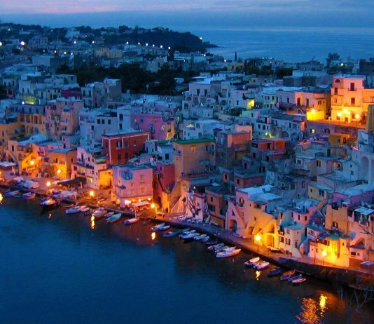 Gli scenari di cui ti innamorerai a Procida, la Capitale della Cultura 2022 Procida. PhotoCredit: DiariViaggi
