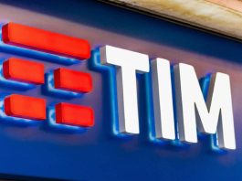 Milano, internet non funziona: sui social impazza l’hashtag #Timdown