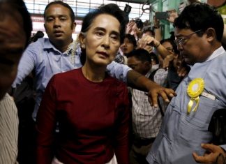 Colpo di stato in Myanmar, Aung San Suu Kyi arrestata