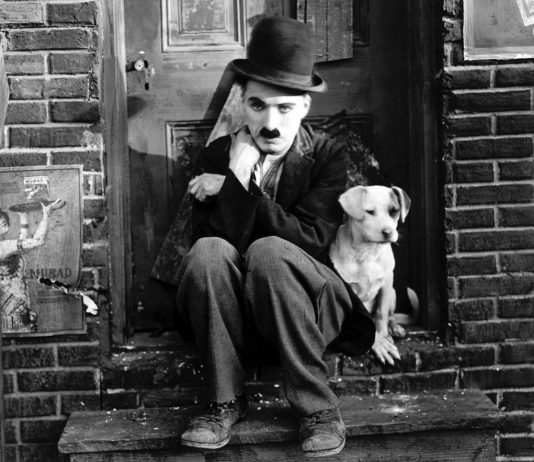 Charlot, il debutto del vagabondo più celebre del cinema