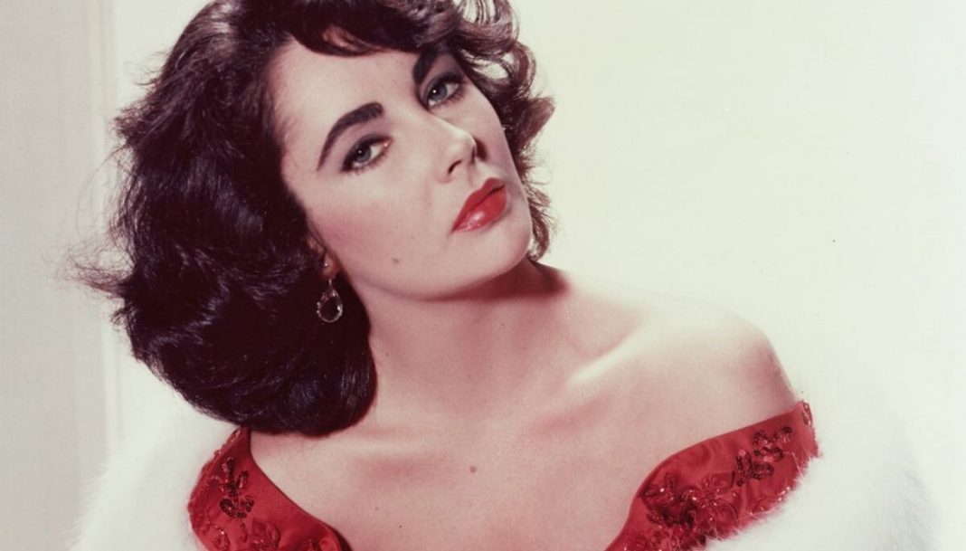 Elizabeth Taylor - Photo Credits: The Web Coffee