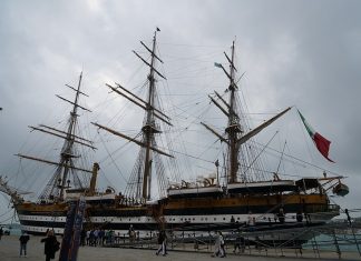 Il varo della nave Amerigo Vespucci La nave Amerigo Vespucci - PhotoCredit it.wikipedia.org © Ramagliolo9