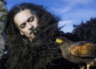 “Condor” è il nuovo singolo Roberto Angelini "Condor" il nuovo singolo di Roberto Angelini - Ph © Francesco Cabras