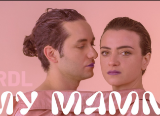 Sanremo 2021: i peli delle ascelle tinti di rosa de La Rappresentante Di Lista sono un invito all’unicità La rappresentante di lista, il nuovo album è "My mamma" - Ph © Manuela Di Pisa