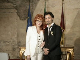 Fiorella Mannoia, chi è il giovane marito Carlo Di Francesco: “Siamo gli opposti” Fiorella Mannoia e Carlo Di Francesco oggi sposi - Photo Credits Profilo Instagram Fiorella Mannoia