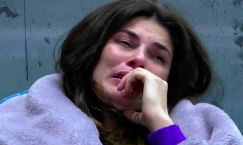 Dayane Mello in lacrime © biccy.it