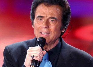 Little Tony, l’Elvis Priestley italiano Little Tony - Photo Credits https://velvetgossip.it/2019/10/15/little-tony-parole-amare-dalla-figlia-lui-non-accetto-mai-la-mia-malattia/