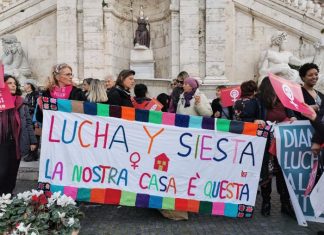 Lucha y Siesta: irruzione ingiustificata della polizia