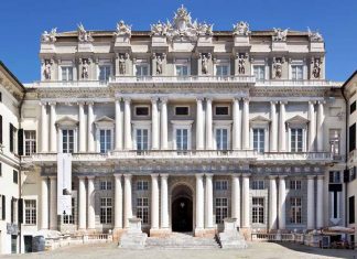 Chiusura Palazzo Ducale di Genova
