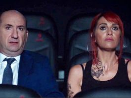 Stasera in Tv si sta “Come un gatto in tangenziale” Antonio Albanese e Claudia Cortellesi in "Come un gatto in tangenziale" - Photo Credits: Cineblog