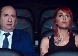 Stasera in Tv si sta “Come un gatto in tangenziale” Antonio Albanese e Claudia Cortellesi in "Come un gatto in tangenziale" - Photo Credits: Cineblog