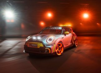 Safety Car Formula E, MINI presenta la Electric Pacesetter safety car formula e