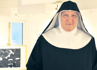 La badessa Philippa Rath: una campagna per la parità di genere nella Chiesa