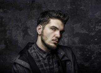 Chi è Gaudiano, il cantante in gara tra le “Nuove Proposte” al Festival Di Sanremo Gaudiano al Festival Di Sanremo con "Polvere Da Sparo". - Per gentile concessione di Purr Press uff stampa