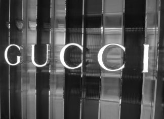 House of Gucci: la maison apre l’archivio storico per il guardaroba e oggetti di scena