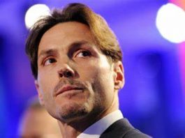 Pier Silvio Berlusconi dedica sui giornali una pagina intera: “Papà sei unico”