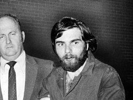 Morto il killer Ronald DeFeo. Stava scontando l’ergastolo per l’omicidio della sua famiglia ronald defeo