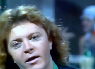 “Gloria”, il testo della super hit di Umberto Tozzi Gloria, il brano di Umberto Tozzi - Photo Credits YouTube