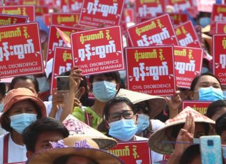 Birmania, 59 manifestanti uccisi a Yangon