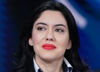 Azzolina: lo stalker ora al Ministero dell’Istruzione